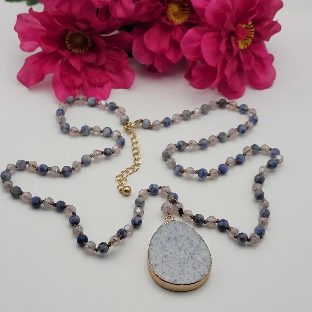 Blue Aventurine Teardrop Pendant Quartz Beaded Necklace 36 Inch Gold-Tone